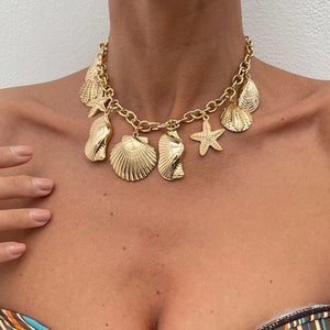 Exaggerated Boho Shell Pendant Necklace